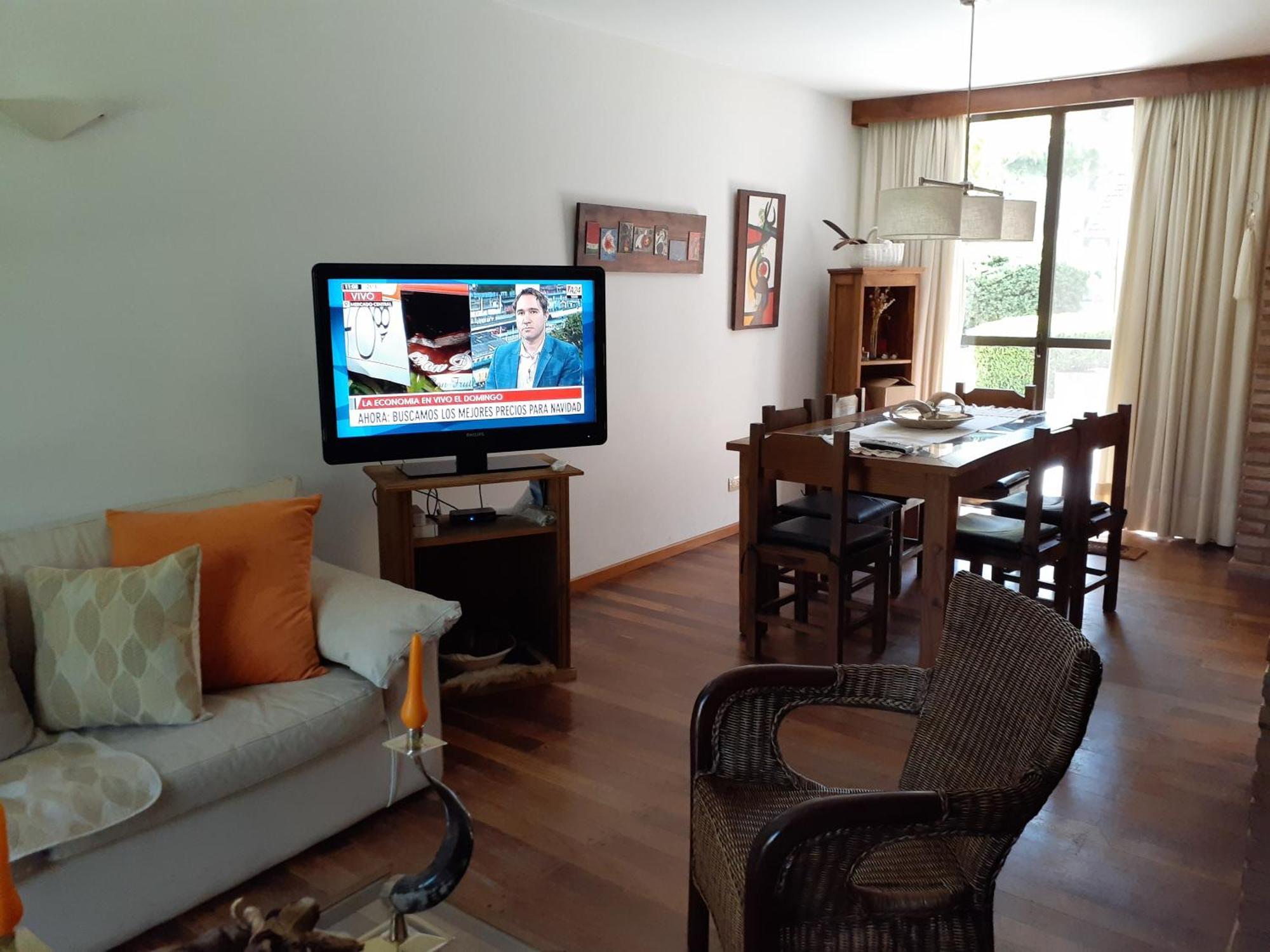 Сasa de vacaciones Coqueto Duplex En Complejo Nautico Privado-costa Azul De Vcp-vista Al Lago- Villa Carlos Paz