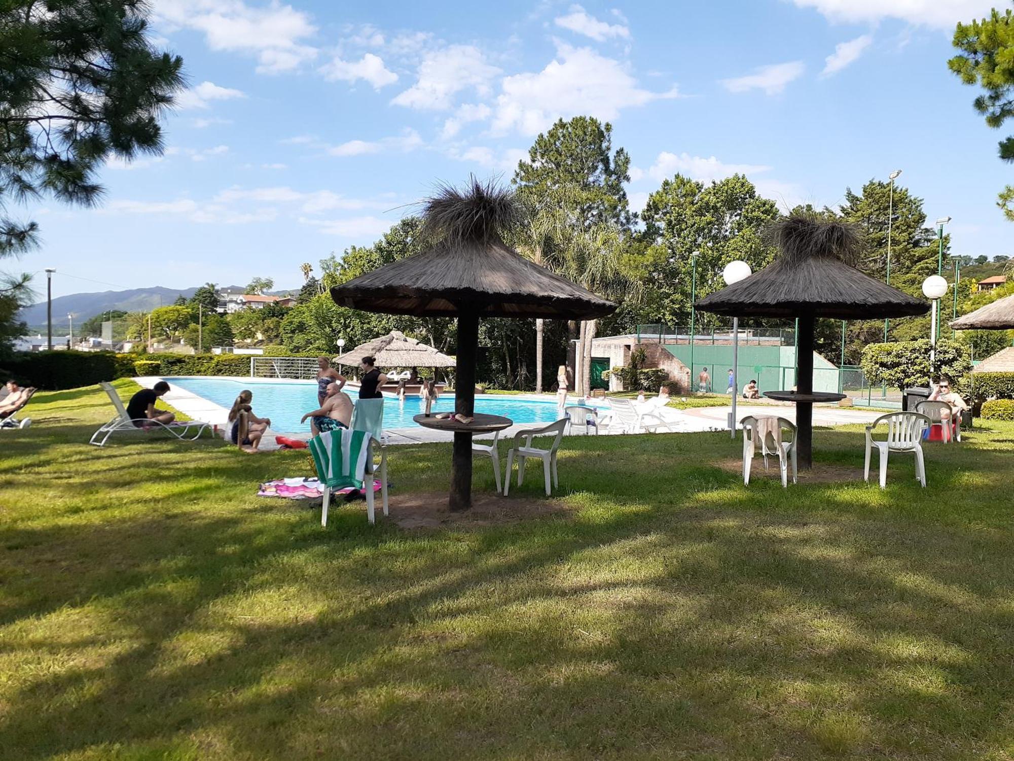 Coqueto Duplex En Complejo Nautico Privado-costa Azul De Vcp-vista Al Lago- Сasa de vacaciones *